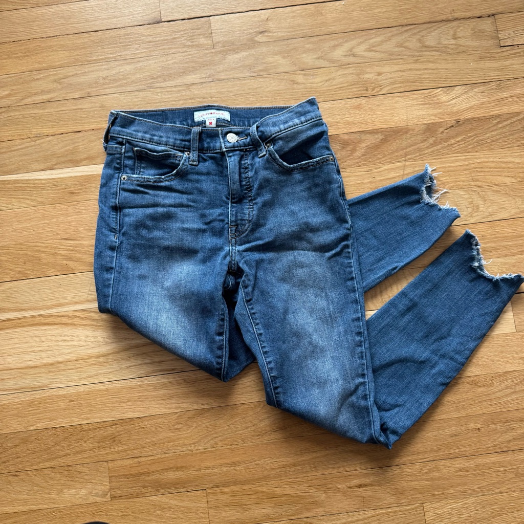 Lucky Brand Blue Jeans 27